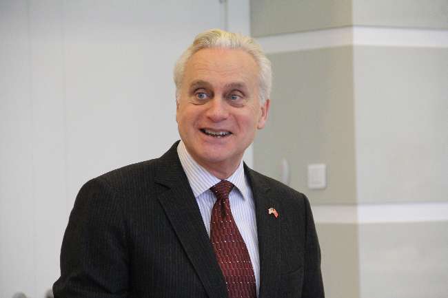 Ricciardone, Ak Parti Genel Merkezi’nde