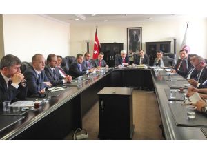 Mobilyacılar İhracatlarını Arttırmak İçin Destek Peşinde