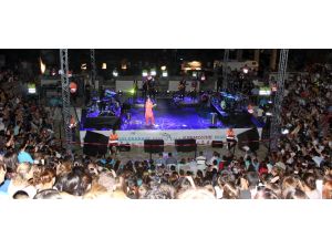 Sıla Bergamayı Salladı