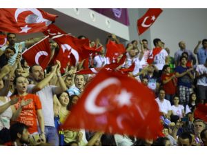 Akdeniz Oyunları’nda Biletler Yok Satıyor