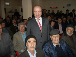 MUHTARLARDAN TOPÇUOĞLUNA DESTEK