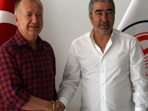 Samet Aybaba Medical Park Antalyaspor’da