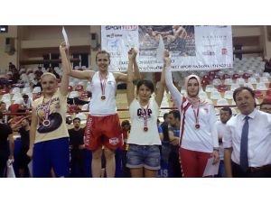 Eskişehirli Kick Boks Sporcularının Başarısı