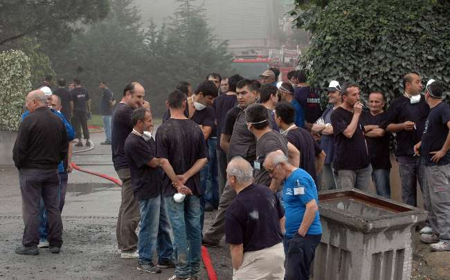 200 İşçi Ölümden Döndü