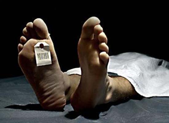 Emekli Öğretmen Evinde Ölü Bulundu