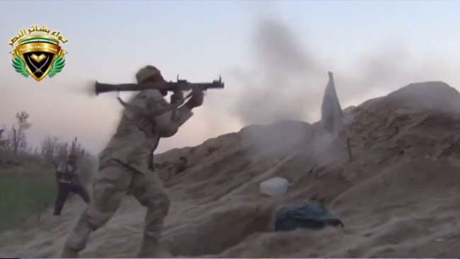 Havaalanı Muhalifler Tarafından Kuşatıldı