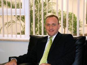 Penguen’in Zirveye Yürüyüşü Sürüyor