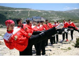 Tekvando Milli Takımı Meksika’da 5 Madalya Hedefliyor