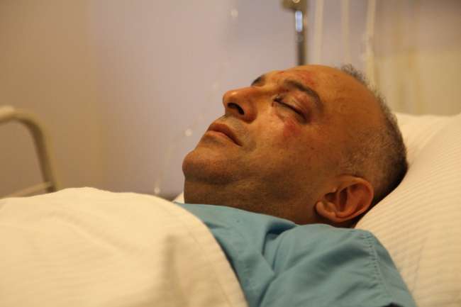 Darp Edilen Doktor Yoğun Bakımda