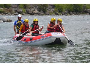 Uluslararası Fırtına Rafting Şenliği Başladı