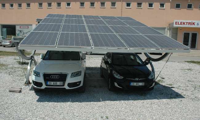 Bu Otopark Elektrik Üretiyor