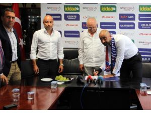 Tolunay Kafkas, Karabükspor İle 2 Yıllık Sözleşme İmzaladı