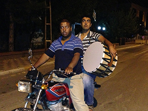 Motorize Davulcular İş Başında