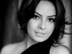 Evimi Pavyona Çevirmişler