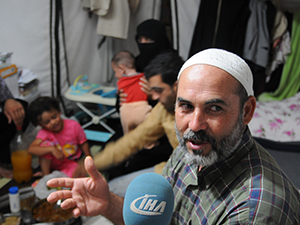 Çadır Kentte İftar  