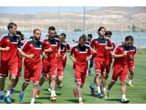 Sivasspor, Yeni Sezon Hazırlıklarına Devam Ediyor
