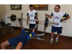 Fenerbahçe’de Yeni Sezon Hazırlıkları Sürüyor
