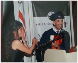 YDÜ Mezuniyet Töreninde sürpriz Evlilik Teklifi