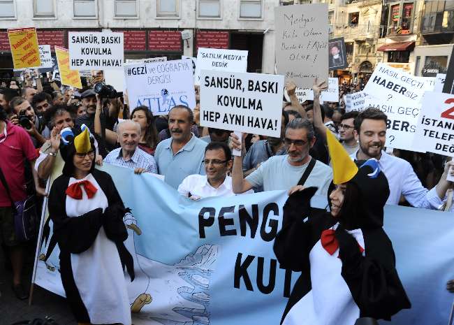 Gazeteciler ’Yürüyemedi’