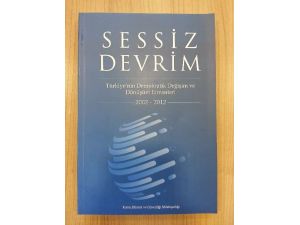 Sessiz Devrim Gündeme Işık Tutuyor