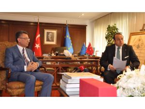 Ab Bakanı Bağış, Afad Başkanı Oktayı Kabul Etti