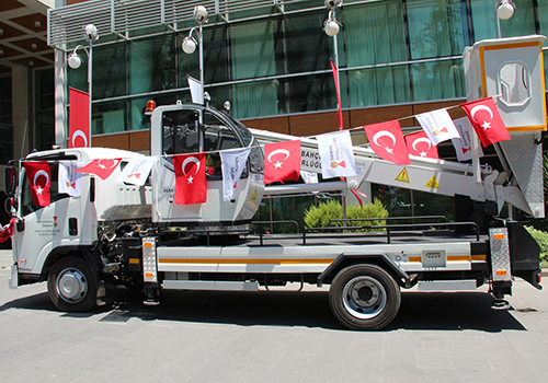 Park Bahçeye Kovalı Vinç