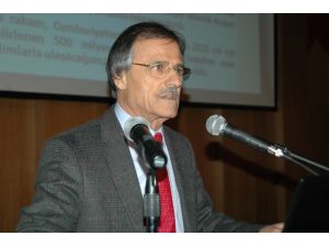 Kavak: Kayısı Üretimindeki Başarıyı İhracatta Gösteremiyoruz