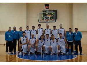 Pamukkale Üniversitesi Göztepe Basketbol Takımını Aldı