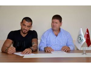 Aliağa Petkim Ceyhun’a İmzayı Attırdı