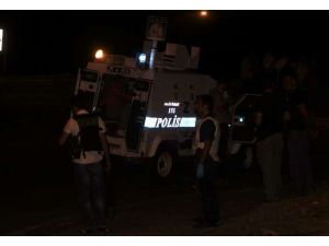 Polise Silahlı Saldırı