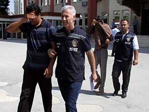 İranlı Tırnakçılar Yakalandı