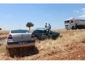 Kafa Kafaya Kaza: 8 Yaralı