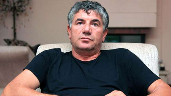 Futbol Kirlendi, Temizlenmeye Çalışılıyor