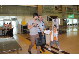 Tolga Zengin Beşiktaş İle Görüşmek İçin İstanbula Gitti