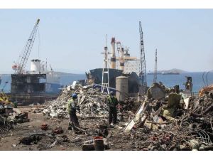 Yunan Deniz Filosu Türk Sularında Karaya Oturu