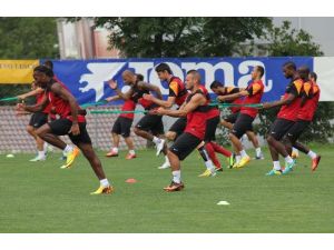 Elmander Takım Çalışmasına Katılmadı