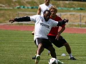Beşiktaş, Yeni Sezon Hazırlıklarını Sürdürüyor