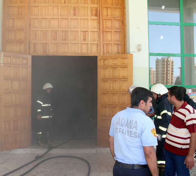 Camide Yangın Çıktı