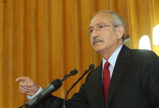 Chp Liderinden Bahçeli’ye, Geçmiş Olsun Telefonu