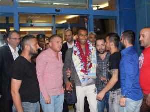 Bosingwa Ve Malouda Trabzon’da