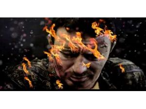 “uzaylı” Türkücüden Rock Şarkı