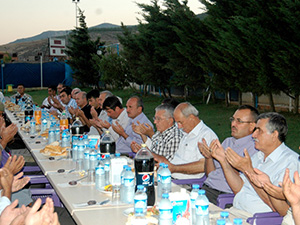 Muhtarlar Beyoğlundaki İftarda Buluştu