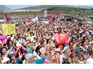 Kılıçdaroğlu Grev Yapan İşçilerle