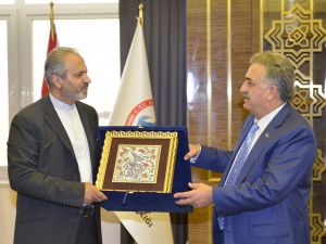 Bakan Yazıcı, İran Büyükelçisi Bikdeli İle Görüştü