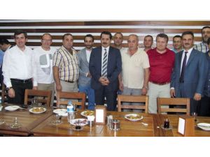 Bakan’ın İftar Sonrası ’’mırra’’ Keyfi