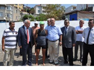 Engelli Yüzücüden “her Kulaç Denize Bir Enfes” Projesine Destek