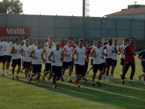 Manisaspor, Yeni Teknik Direktör Kemal Özde İle İlk Antrenmanına Çıktı