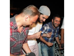 Tatlıses’in Apaçi Dansı Sosyal Medyayı Salladı