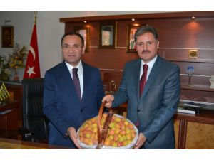 Başbakan Yardımcısı Bekir Bozdağ’dan Malatya Belediyesi’ne Övgü