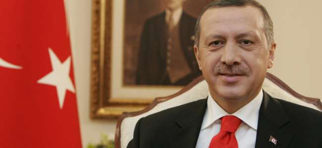 Yunan Mevkidaşını Tebrik Etti